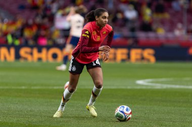 Madrid, İspanya - 2 Aralık 2025: Christian Wuck ve Elisa Senss Madrid 'de düzenlenen Kadın Milletler Ligi finali öncesinde basın toplantısı ve eğitim oturumunda.