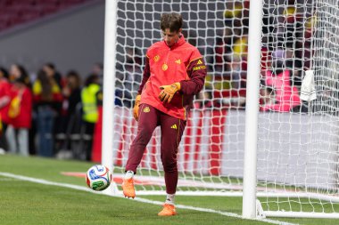 Madrid, İspanya - 2 Aralık 2025: Christian Wuck ve Elisa Senss Madrid 'de düzenlenen Kadın Milletler Ligi finali öncesinde basın toplantısı ve eğitim oturumunda.