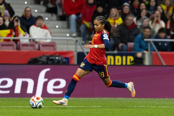 Madrid, İspanya - 2 Aralık 2025: İspanya ile Almanya arasındaki Kadınlar Milletler Ligi Finali, Madrid 'de oynandı. Maç boyunca İspanyol milli takımının oyuncuları.