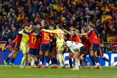 Madrid, İspanya - 2 Aralık 2025: İspanya ile Almanya arasındaki Kadınlar Milletler Ligi Finali, Madrid 'de oynandı. Maç boyunca İspanyol milli takımının oyuncuları.