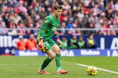 Madrid, İspanya - 13 Aralık 2025: Madrid 'de Atletico Madrid ile Valencia CF arasında oynanan lig maçı. Valencia FC oyuncuları maç sırasında. EA Spor Ligi.