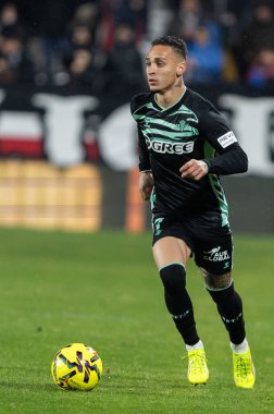 Madrid, İspanya - 15 Aralık 2025: Rayo Vallecano ile Real Betis Balompi arasındaki lig maçı Vallecas 'ta oynandı. Maç sırasında Betis oyuncuları. EA Spor Ligi 2025.