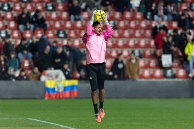 Madrid, İspanya - 15 Aralık 2025: Rayo Vallecano ile Real Betis Balompi arasındaki lig maçı Vallecas 'ta oynandı. Maç sırasında Betis oyuncuları. EA Spor Ligi 2025.