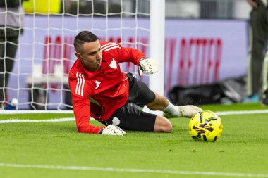 Madrid, İspanya - 20 Aralık 2025: Real Madrid ile Sevilla FC arasındaki lig maçı Madrid 'de oynandı. Maç sırasında Sevilla FC oyuncuları. EA Spor Ligi 2025.