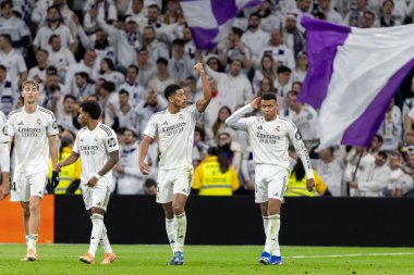 Madrid, İspanya - 20 Aralık 2025: Real Madrid ile Sevilla FC arasındaki lig maçı Madrid 'de oynandı. Maç sırasında Real Madrid oyuncuları. EA Spor Ligi 2025.