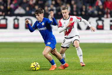 Madrid, İspanya - 2 Ocak 2026: Rayo Vallecano ile Getafe FC arasındaki lig maçı Vallecas 'ta oynandı. Madrid Derbisi. Futbolcular. EA Spor Ligi.