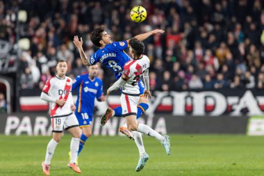 Madrid, İspanya - 2 Ocak 2026: Rayo Vallecano ile Getafe FC arasındaki lig maçı Vallecas 'ta oynandı. Madrid Derbisi. Futbolcular. EA Spor Ligi.