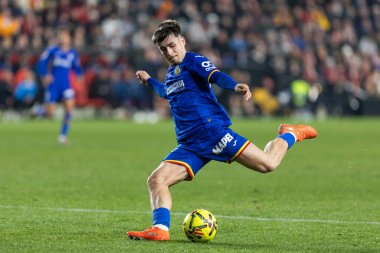 Madrid, İspanya - 2 Ocak 2026: Rayo Vallecano ile Getafe FC arasındaki lig maçı Vallecas 'ta oynandı. Madrid Derbisi. Futbolcular. EA Spor Ligi.