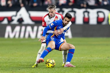 Madrid, İspanya - 2 Ocak 2026: Rayo Vallecano ile Getafe FC arasındaki lig maçı Vallecas 'ta oynandı. Madrid Derbisi. Futbolcular. EA Spor Ligi.