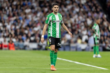 Madrid, İspanya - 4 Ocak 2026: Real Madrid ile Real Betis arasındaki lig maçı Santiago Bernabeu 'da oynandı. Top Betis 'te. EA Spor Ligi 2026.