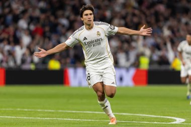 Madrid, İspanya - 4 Ocak 2026: Real Madrid ile Real Betis arasındaki La Liga maçı Santiago Bernabu 'da oynandı. Topu Madrid 'de oynayan gerçek oyuncular. EA Sports La Liga 2026.