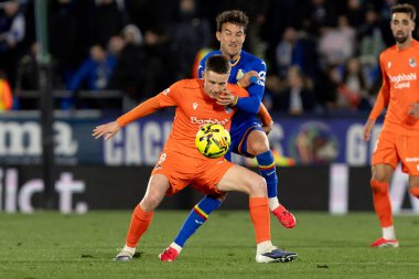 Madrid, İspanya - 9 Ocak 2026: Getafe CF ile Real Sociedad arasındaki lig maçı Madrid 'de oynandı. Maç sırasında gerçek Sociedad oyuncuları. EA Spor Ligi 2026. İspanyol futbolu.