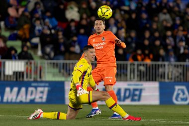 Madrid, İspanya - 9 Ocak 2026: Getafe CF ile Real Sociedad arasındaki lig maçı Madrid 'de oynandı. Maç sırasında gerçek Sociedad oyuncuları. EA Spor Ligi 2026. İspanyol futbolu.