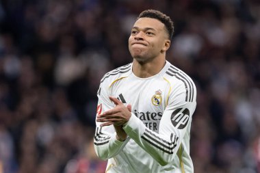 Madrid, İspanya - 17 Ocak 2026: Real Madrid ile Levante FC arasındaki lig maçı Santiago Bernabeu 'da oynandı. Maç sırasında Real Madrid oyuncuları.