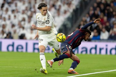 Madrid, İspanya - 17 Ocak 2026: Real Madrid ile Levante FC arasındaki lig maçı Santiago Bernabeu 'da oynandı. Maç sırasında Real Madrid oyuncuları.