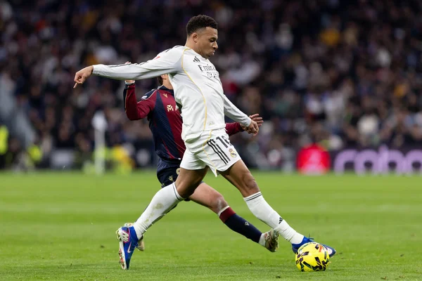 Madrid, İspanya - 17 Ocak 2026: Real Madrid ile Levante FC arasındaki lig maçı Santiago Bernabeu 'da oynandı. Maç sırasında Real Madrid oyuncuları.