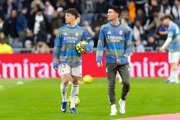 Madrid, İspanya - 17 Ocak 2026: Real Madrid ile Levante FC arasındaki lig maçı Santiago Bernabeu 'da oynandı. Maç sırasında Real Madrid oyuncuları.