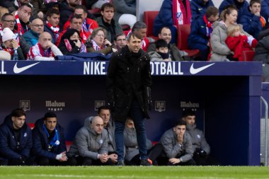 Madrid, İspanya - 19 Ocak 2026: Madrid 'de Atletico Madrid ile Alaves arasında oynanan lig maçı. Maç sırasında Alaves oyuncuları. EA Spor Ligi 2026. İspanyol futbolu.