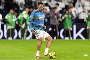 Madrid, İspanya - 14 Şubat 2026: Real Madrid ile Real Sociedad arasındaki lig maçı Madrid 'de oynandı. Maç sırasında Real Madrid oyuncuları. EA Spor Ligi. İspanya Ligi.