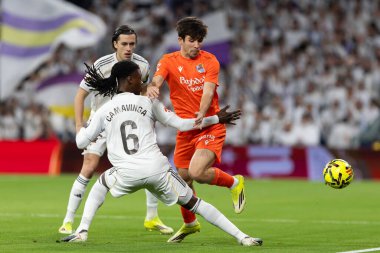 Madrid, İspanya - 14 Şubat 2026: Real Madrid ile Real Sociedad arasındaki lig maçı Madrid 'de oynandı. Maç sırasında Real Madrid oyuncuları. EA Spor Ligi. İspanya Ligi.