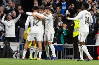 Madrid, İspanya - 14 Şubat 2026: Real Madrid ile Real Sociedad arasındaki lig maçı Madrid 'de oynandı. Maç sırasında Real Madrid oyuncuları. EA Spor Ligi. İspanya Ligi.