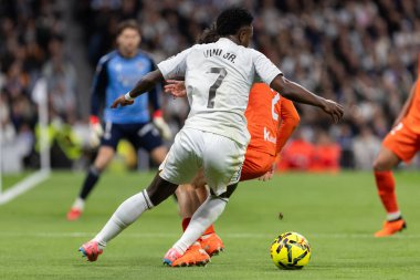 Madrid, İspanya - 14 Şubat 2026: Real Madrid ile Real Sociedad arasındaki lig maçı Madrid 'de oynandı. Maç sırasında Real Madrid oyuncuları. EA Spor Ligi. İspanya Ligi.