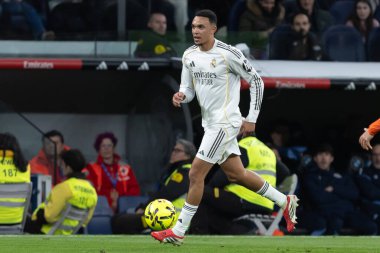 Madrid, İspanya - 14 Şubat 2026: Real Madrid ile Real Sociedad arasındaki lig maçı Madrid 'de oynandı. Maç sırasında Real Madrid oyuncuları. EA Spor Ligi. İspanya Ligi.