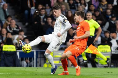 Madrid, İspanya - 14 Şubat 2026: Real Madrid ile Real Sociedad arasındaki lig maçı Madrid 'de oynandı. Maç sırasında Real Madrid oyuncuları. EA Spor Ligi. İspanya Ligi.