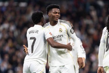 Madrid, İspanya - 14 Şubat 2026: Real Madrid ile Real Sociedad arasındaki lig maçı Madrid 'de oynandı. Maç sırasında Real Madrid oyuncuları. EA Spor Ligi. İspanya Ligi.