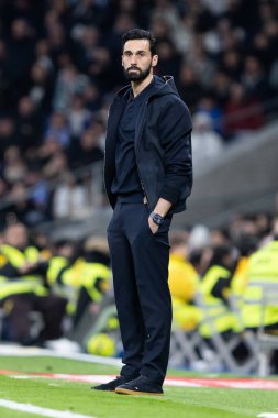 Madrid, İspanya - 14 Şubat 2026: Real Madrid ile Real Sociedad arasındaki lig maçı Madrid 'de oynandı. Maç sırasında Real Madrid oyuncuları. EA Spor Ligi. İspanya Ligi.