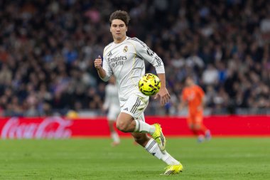 Madrid, İspanya - 14 Şubat 2026: Real Madrid ile Real Sociedad arasındaki lig maçı Madrid 'de oynandı. Maç sırasında Real Madrid oyuncuları. EA Spor Ligi. İspanya Ligi.