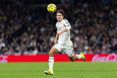 Madrid, İspanya - 14 Şubat 2026: Real Madrid ile Real Sociedad arasındaki lig maçı Madrid 'de oynandı. Maç sırasında Real Madrid oyuncuları. EA Spor Ligi. İspanya Ligi.