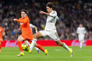 Madrid, İspanya - 14 Şubat 2026: Real Madrid ile Real Sociedad arasındaki lig maçı Madrid 'de oynandı. Maç sırasında Real Madrid oyuncuları. EA Spor Ligi. İspanya Ligi.