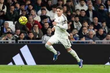 Madrid, İspanya - 14 Şubat 2026: Real Madrid ile Real Sociedad arasındaki lig maçı Madrid 'de oynandı. Maç sırasında Real Madrid oyuncuları. EA Spor Ligi. İspanya Ligi.