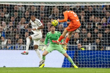 Madrid, İspanya - 14 Şubat 2026: Real Madrid ile Real Sociedad arasındaki lig maçı Madrid 'de oynandı. Maç sırasında Real Madrid oyuncuları. EA Spor Ligi. İspanya Ligi.