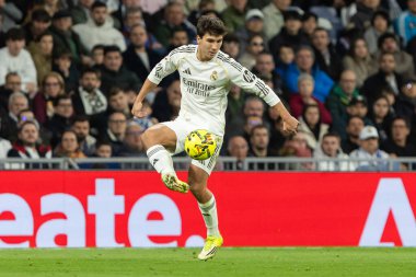 Madrid, İspanya - 14 Şubat 2026: Real Madrid ile Real Sociedad arasındaki lig maçı Madrid 'de oynandı. Maç sırasında Real Madrid oyuncuları. EA Spor Ligi. İspanya Ligi.