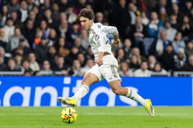 Madrid, İspanya - 14 Şubat 2026: Real Madrid ile Real Sociedad arasındaki lig maçı Madrid 'de oynandı. Maç sırasında Real Madrid oyuncuları. EA Spor Ligi. İspanya Ligi.