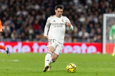 Madrid, İspanya - 14 Şubat 2026: Real Madrid ile Real Sociedad arasındaki lig maçı Madrid 'de oynandı. Maç sırasında Real Madrid oyuncuları. EA Spor Ligi. İspanya Ligi.