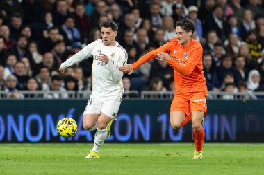 Madrid, İspanya - 14 Şubat 2026: Real Madrid ile Real Sociedad arasındaki lig maçı Madrid 'de oynandı. Maç sırasında Real Madrid oyuncuları. EA Spor Ligi. İspanya Ligi.