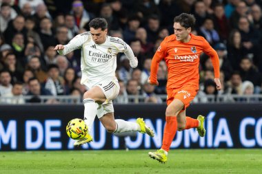 Madrid, İspanya - 14 Şubat 2026: Real Madrid ile Real Sociedad arasındaki lig maçı Madrid 'de oynandı. Maç sırasında Real Madrid oyuncuları. EA Spor Ligi. İspanya Ligi.