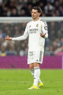 Madrid, İspanya - 14 Şubat 2026: Real Madrid ile Real Sociedad arasındaki lig maçı Madrid 'de oynandı. Maç sırasında Real Madrid oyuncuları. EA Spor Ligi. İspanya Ligi.