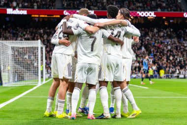 Madrid, İspanya - 14 Şubat 2026: Real Madrid ile Real Sociedad arasındaki lig maçı Madrid 'de oynandı. Maç sırasında Real Madrid oyuncuları. EA Spor Ligi. İspanya Ligi.