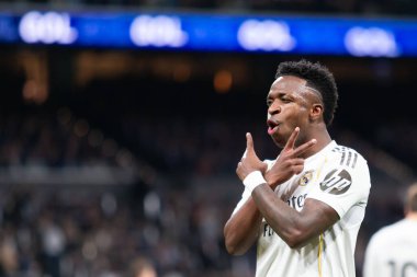 Madrid, İspanya - 14 Şubat 2026: Real Madrid ile Real Sociedad arasındaki lig maçı Madrid 'de oynandı. Maç sırasında Real Madrid oyuncuları. EA Spor Ligi. İspanya Ligi.