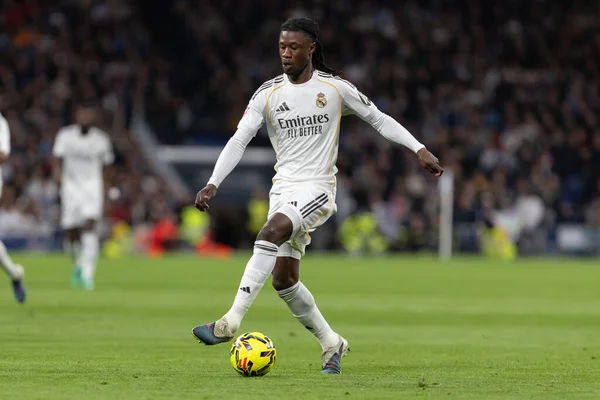 Madrid, İspanya - 14 Şubat 2026: Real Madrid ile Real Sociedad arasındaki lig maçı Madrid 'de oynandı. Maç sırasında Real Madrid oyuncuları. EA Spor Ligi. İspanya Ligi.