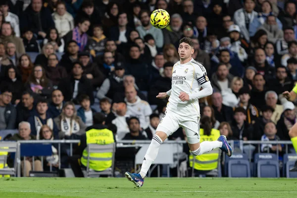 Madrid, İspanya - 14 Şubat 2026: Real Madrid ile Real Sociedad arasındaki lig maçı Madrid 'de oynandı. Maç sırasında Real Madrid oyuncuları. EA Spor Ligi. İspanya Ligi.