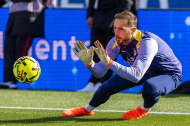 Madrid, İspanya - 15 Şubat 2026: Rayo Vallecano ile Atletico de Madrid arasındaki lig maçı Legans, Madrid 'de oynandı. Atletico de Madrid ve Rayo Vallecano 'dan oyuncular.