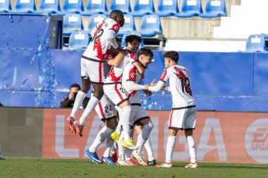 Madrid, İspanya - 15 Şubat 2026: Rayo Vallecano ile Atletico de Madrid arasındaki lig maçı Legans, Madrid 'de oynandı. Atletico de Madrid ve Rayo Vallecano 'dan oyuncular.