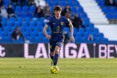 Madrid, İspanya - 15 Şubat 2026: Rayo Vallecano ile Atletico de Madrid arasındaki lig maçı Legans, Madrid 'de oynandı. Atletico de Madrid ve Rayo Vallecano 'dan oyuncular.