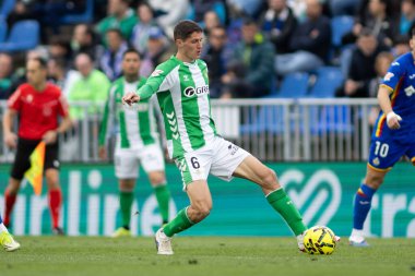 Madrid, İspanya - 8 Mart 2026: Getafe FC ile Real Betis arasında oynanan lig maçı. Profesyonel futbolcular. EA Spor Ligi. İspanya Ligi.