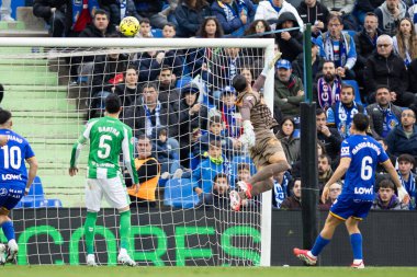 Madrid, İspanya - 8 Mart 2026: Getafe FC ile Real Betis arasında oynanan lig maçı. Profesyonel futbolcular. EA Spor Ligi. İspanya Ligi.